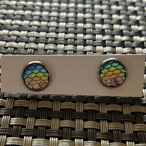 NWOT Mermaid Rainbow Button Earrings